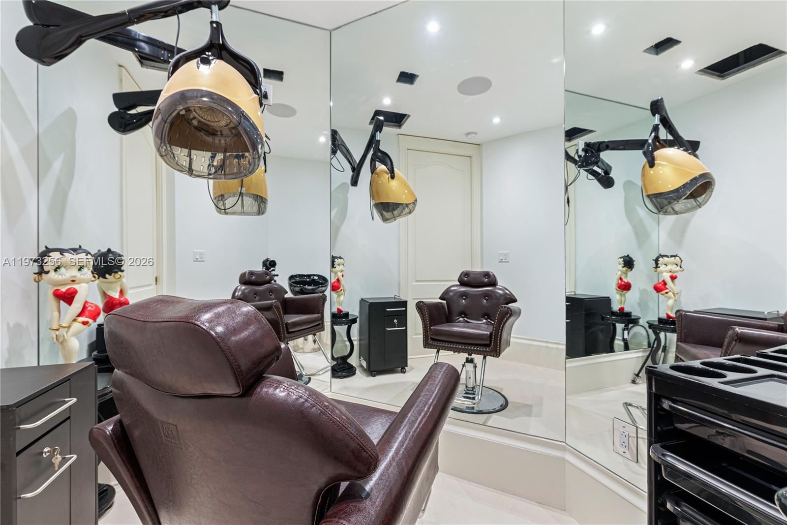 Wet bar with custom lighting