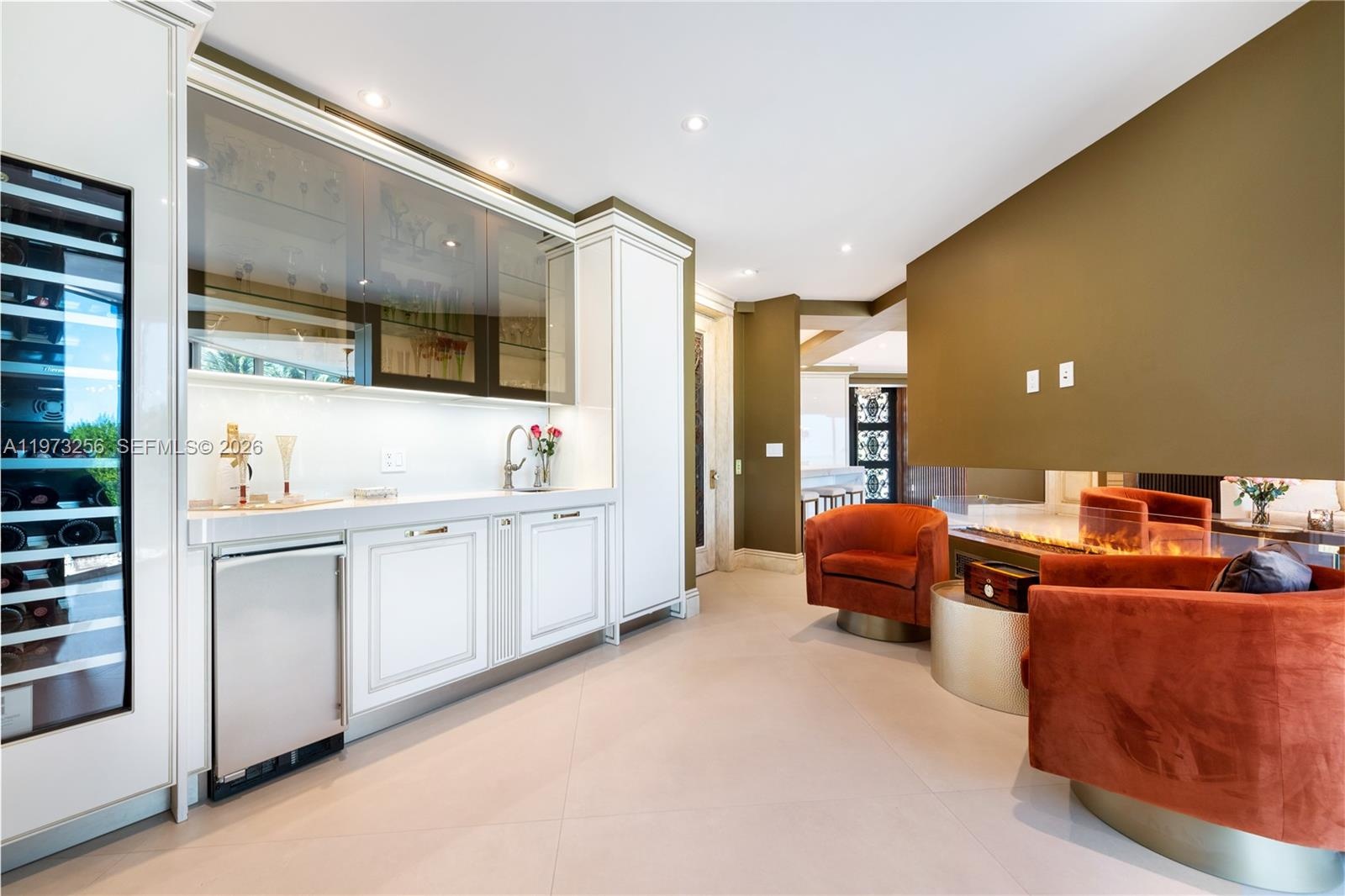 Private beach access to the Atlantic Ocean